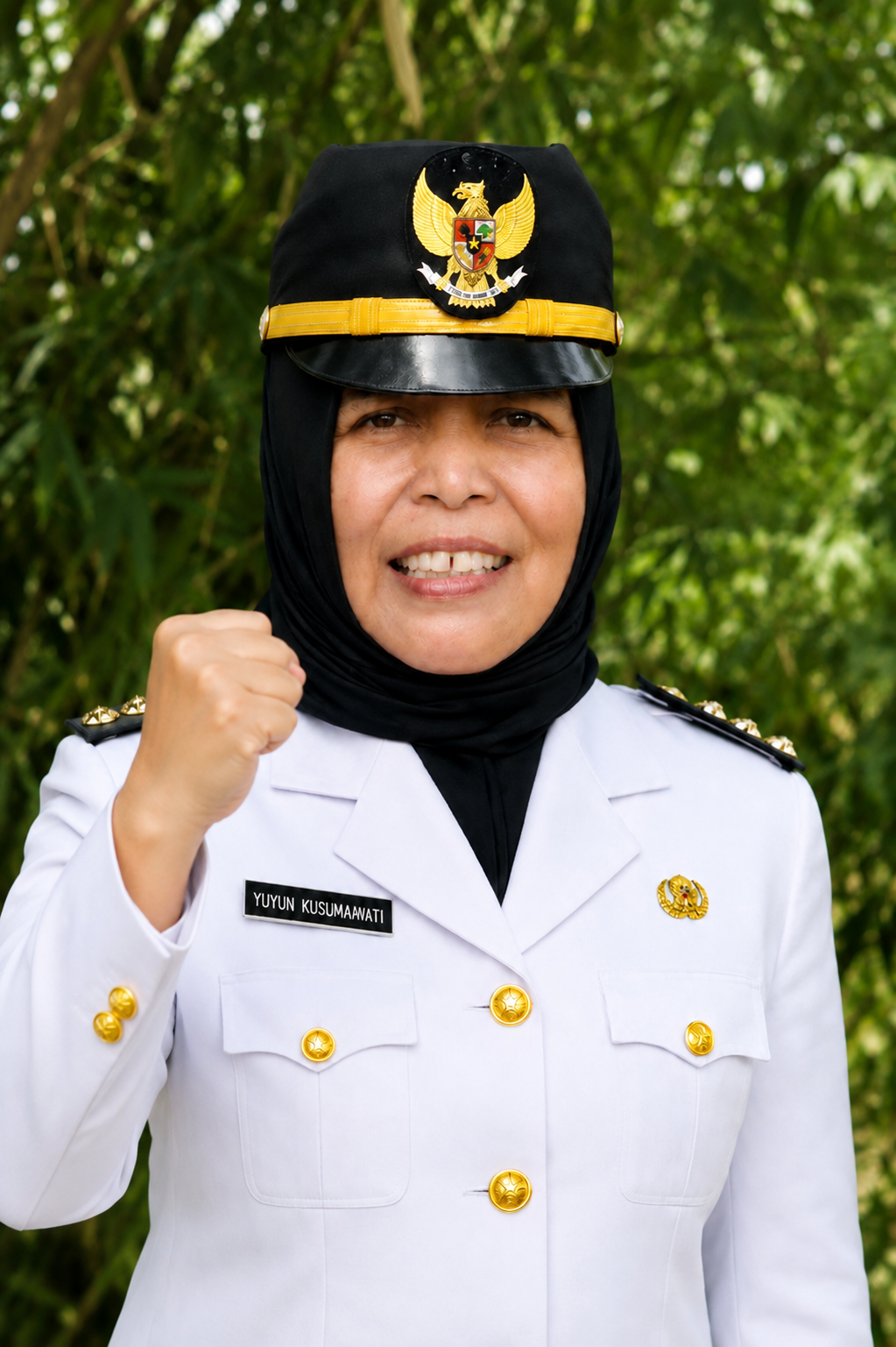 “DARI KEPEDULIAN MENJADI AKSI: YUYUN KUSUMAWATI, PEMIMPIN PEREMPUAN PENGGERAK INKLUSI DI LEMAHABANG”